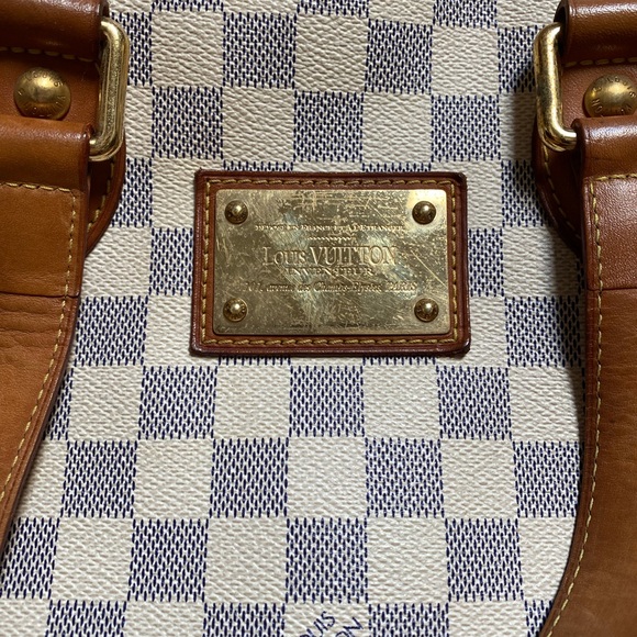 Louis Vuitton Hampstead PM in Azur - Picture 2 of 15